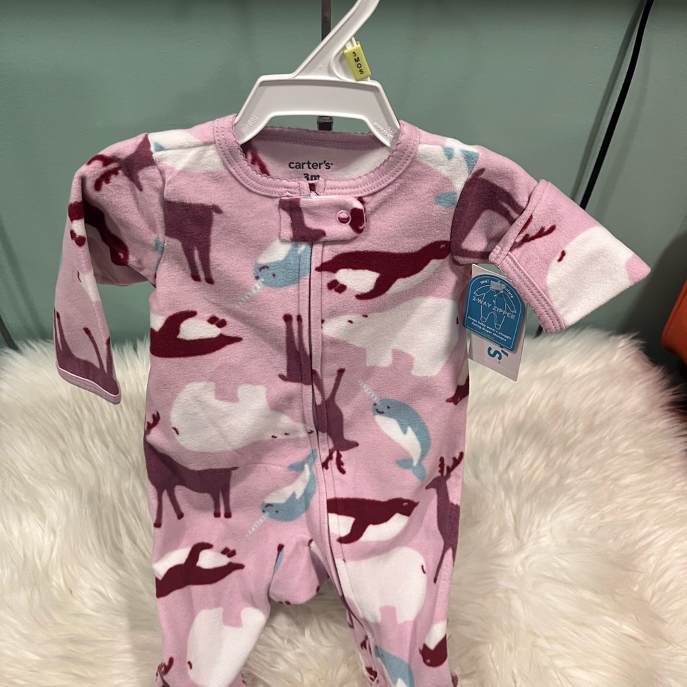 Carter’s baby sleeper - NWT